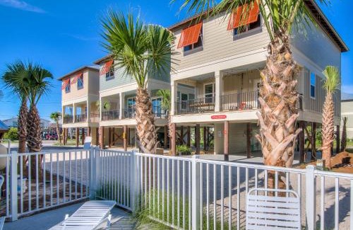 Gulf Shores Casa | Coral Dreams-Luxe Cottage steps from the Beach & Pool!