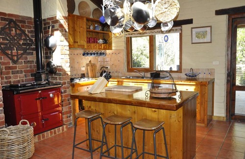 Forrest Casa | Coral Fern Retreat