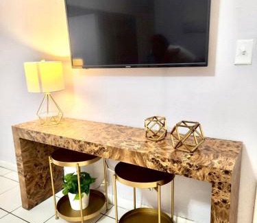 Baker Homestead Apartamento | Coral Gables/Coconut Grove area FREE parking
