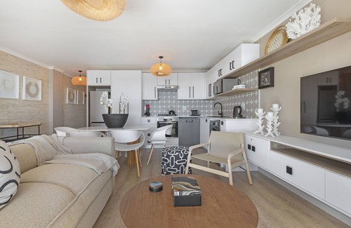 West Beach Apartamento | Coral Island 204