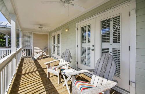 Key West Villa | Coral Palm by AvantStay Key West Walkable Gated Community Shared Pool
