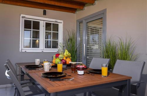 Petaloudes Casa | Coral Paradise Luxury Modern Family Villa with Jacuzzi, Pool View & Parking in Rhodes Island