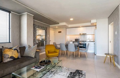 Hillhead Apartamento | Coral Point Luxury 2 Bed Apartment W315