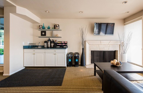East End Apartamento | Coral Reef Inn & Suites