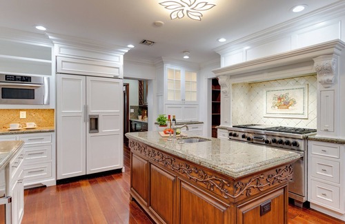Coral Ridge Casa | Coral Ridge Getaway by AvantStay | Pool, Hot Tub, Billiards + 5mins to Beach!
