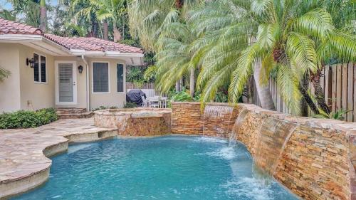 Coral Ridge Casa | Coral Ridge Getaway by AvantStay Pool Hot Tub Billiards 5mins to Beach
