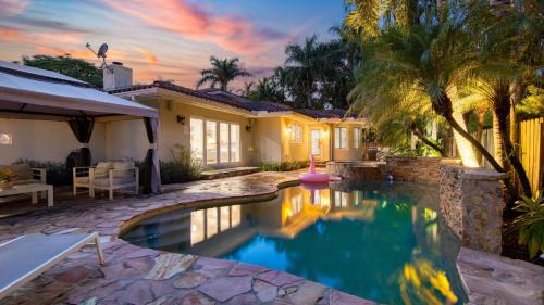 Coral Ridge Casa | Coral Ridge Getaway by AvantStay Pool Hot Tub Billiards 5mins to Beach