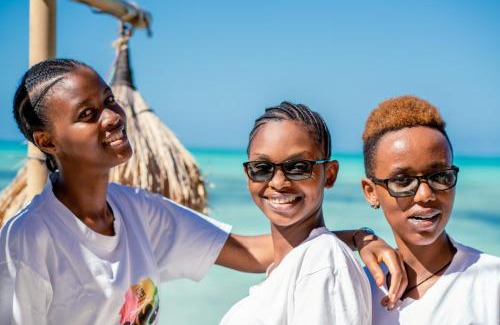 Jambiani Hotel | Coral Rocks Hotel & Restaurant