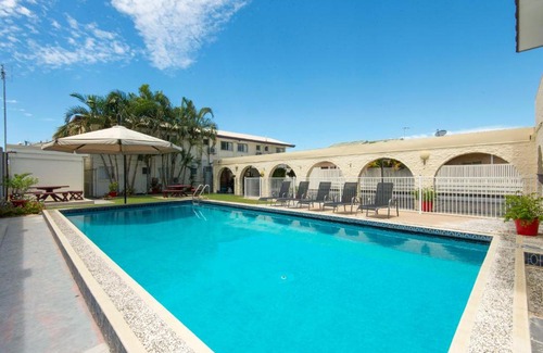 Mackay Hotel | Coral Sands Motel