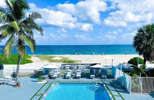 Pompano Beach Hotel | Coral Tides Resort