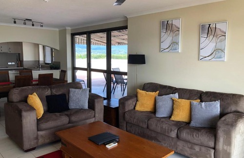 Cairns North Apartamento | Coral Towers Holiday Suites