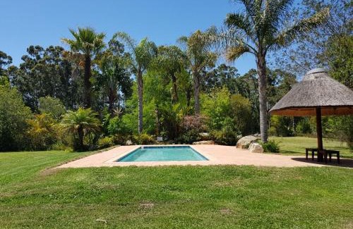 Buffalo Hills Game Reserve Apartamento | Coral Tree Cottages
