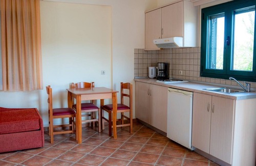 Perdika Apartamento | Coralli Hotel