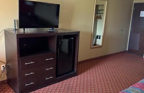 Oklahoma City Hotel | Coratel Inn & Suites by Jasper Santa Fe OKC