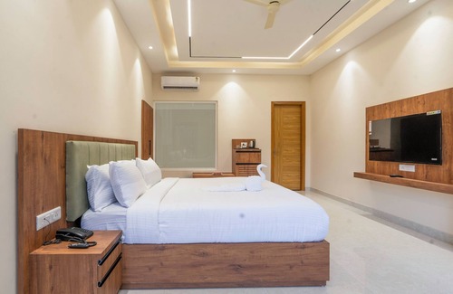 Bail Parao Complejo | Corbett Four Seasons