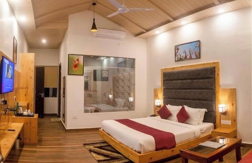 Bail Parao Hotel | Corbett Green Retreat Resort