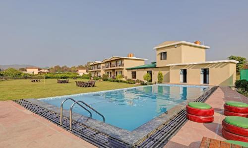 Bail Parao Complejo | Corbett The Serene By Sukhmani Resorts
