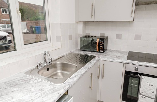Corby Casa | Corby-2 Bedroom-1Bathroom-Parking - Upto 5 guests