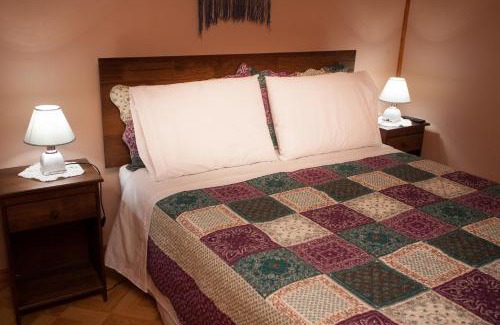 Puerto Natales Hostal | Cordillera Azul