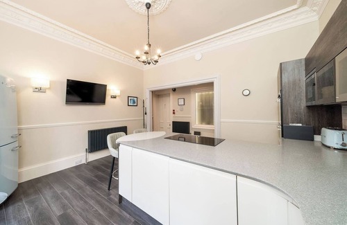 Dundee Apartamento | Cordis Apartment - Luxe City Living
