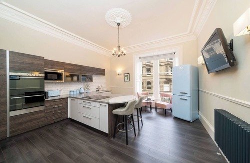 Dundee Apartamento | Cordis Apartment - Luxe City Living