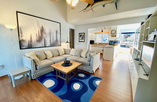 Havelock-Belmont-Methuen Cabaña | Cordova Lake House - Capacidad para 8