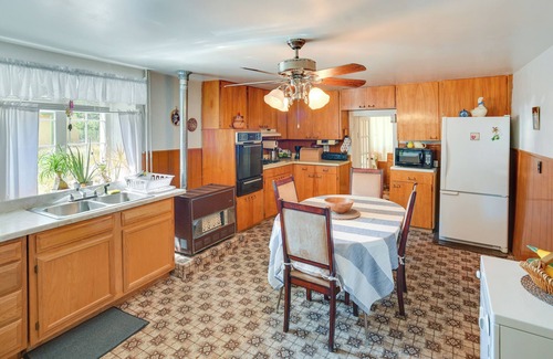Cordova Cabaña | Cordova Vacation Rental w/ Porch: Hike & Explore!