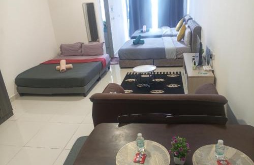 Kota Warisan Apartamento | Core Soho Suit Kip Sentral Kotawarisan Family Studio Near KLIA & KLIA2