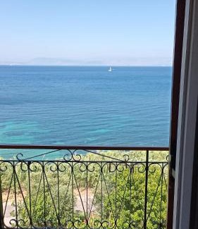 Dafnata Apartamento | Corfu Bay sea view apartments 100m from the beach