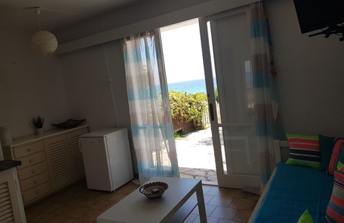 Parelia Apartamento | Corfu Glyfada Apartment 24