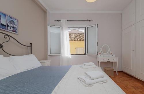 Old Town Apartamento | Corfu old town 100m2