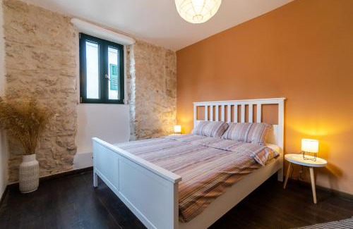 Old Town Apartamento | Corfu Pigeon Nest