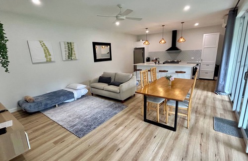 Wallsend Apartamento | "Coriden" secluded apartment nestled in the bush