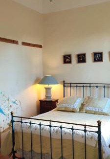 Issigeac Casa | Cornemuse Cottage Une maison entière de 100 m2 avec cuisine, séjour et jardin au centre d'Issigeac