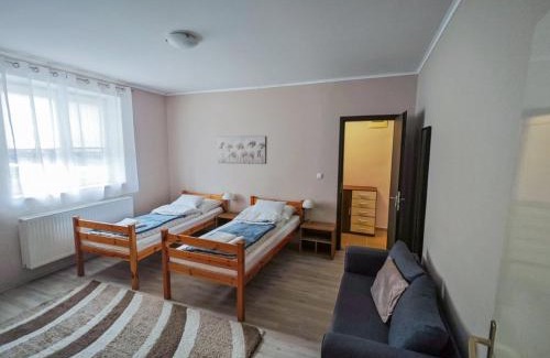 Sarvar Apartamento | Corner Apartman