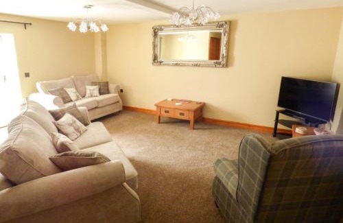 Crowdecote Casa | Corner Croft