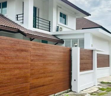 San Sai Casa | CORNER Home