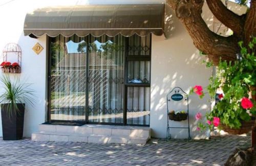 Summerstrand Casa | Corner House Accommodation