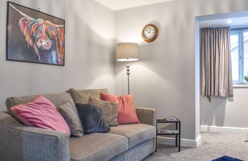 Cannock Casa | Corner Spot