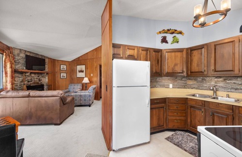 Canton Cabina | Cornerstone Cabin at Springdale