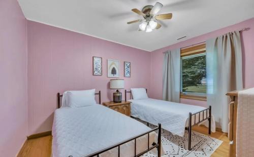 Terre Haute Casa | Cornerstone Cottage