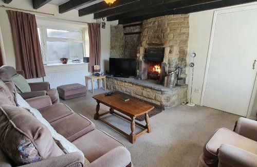 Tideswell Casa | Cornerstones Cottage, Tideswell