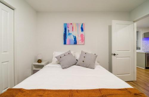 Downtown Rochester Casa | Cornhill Apt Wfreeparkingkitchenwd