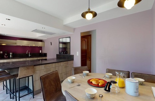 Le Parc Cabaña | Vivienda · Braffais · ★3,0 · 11 dormitorios · 23 camas · 3 baños