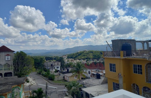 Montego Bay Apartamento | HOGAR CON VISTA, estándar mundial en Jamaica.