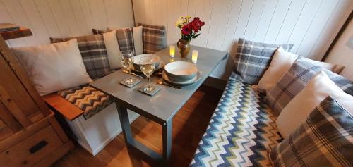 St Teath Chalet De Esquí | Cornwall Luxury Hot Tub Huts
