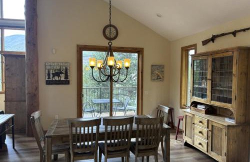 Blue River Casa | Coronet Crest