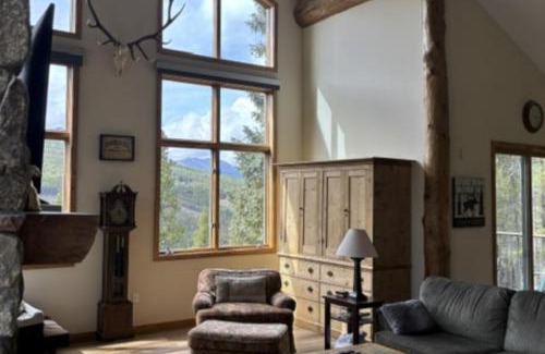 Blue River Casa | Coronet Crest