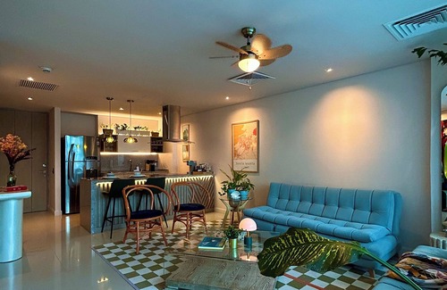 El Prado Apartamento | Corozo Berry Loft - Mallorquin View. One block from Buenavista.