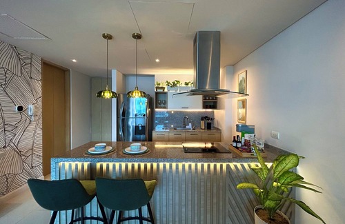 El Prado Apartamento | Corozo Berry Loft - Mallorquin View. One block from Buenavista.